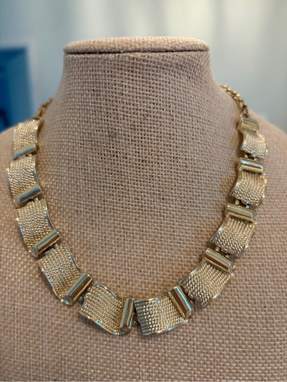 Vintage Gold-Tone Textured Link Necklace with Matching Clip Earrings